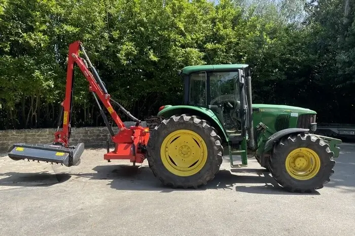 Tracteur John Deere 6320 avec épareuse